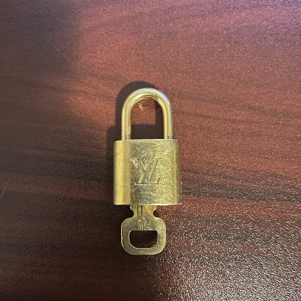 Authentic Louis Vuitton Lock & Key #316